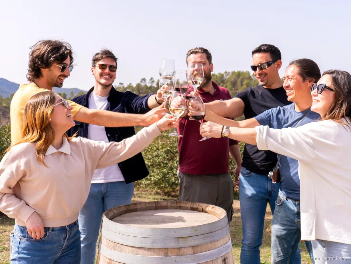 Celler-castell històric a la regió del Bages visitat en aquesta excursió de dia complet a Montserrat