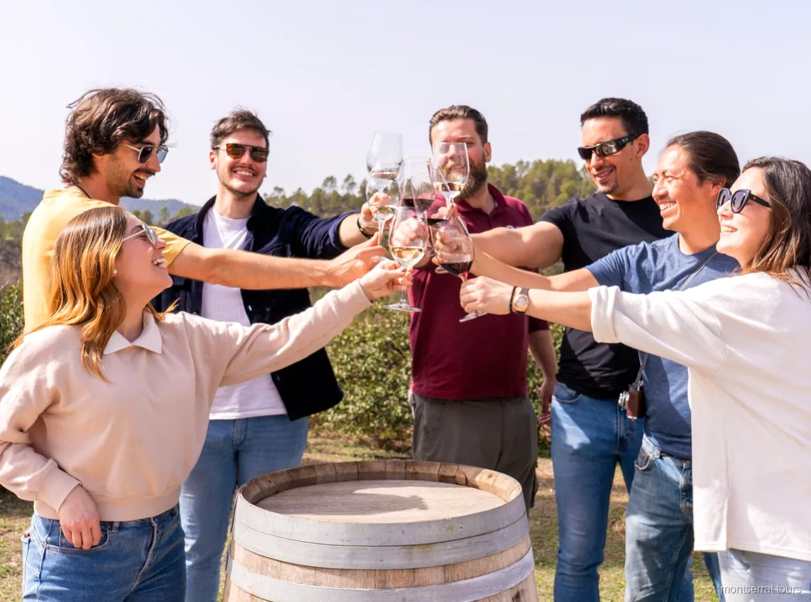 Castillo bodega histórico en la región del Bages visitado en esta excursión de día completo a Montserrat